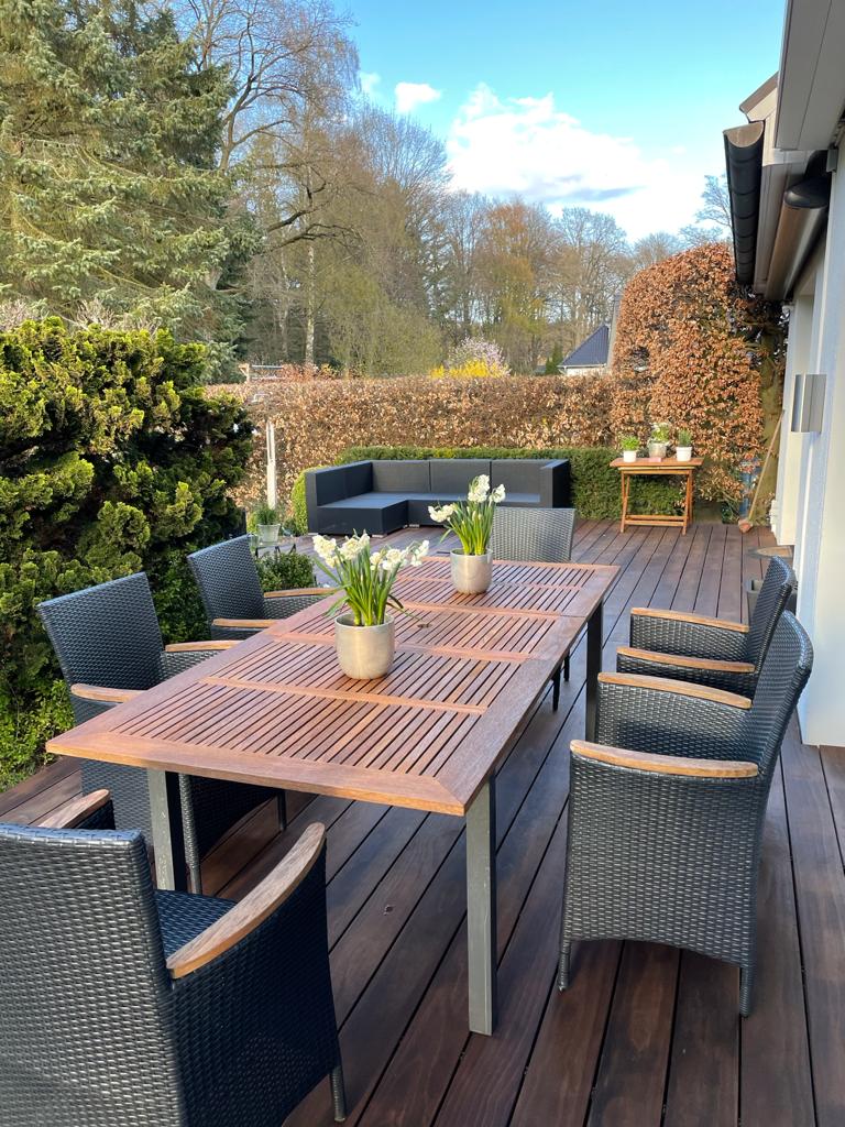 Holzterrasse wie neu Holzterrasse wie neu